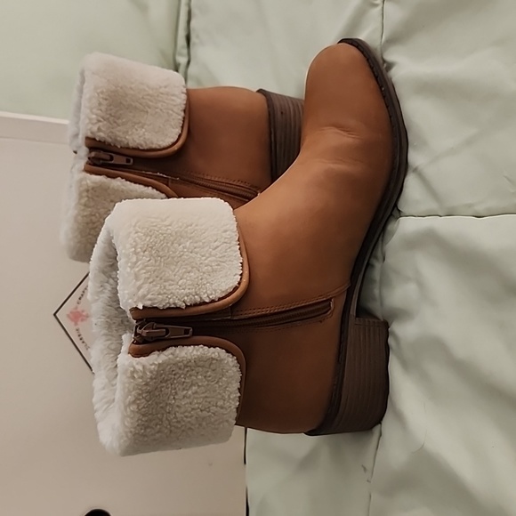 Womens Boots - Picture 6 of 10